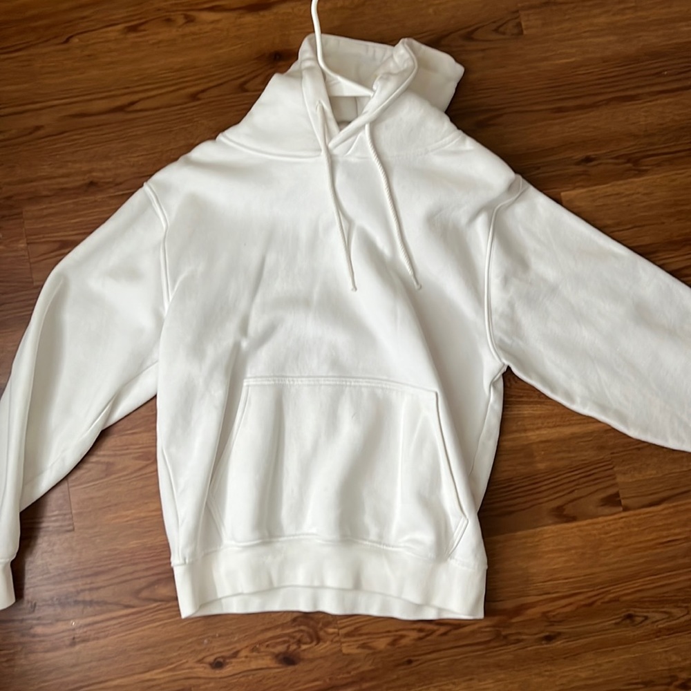 White hoodie